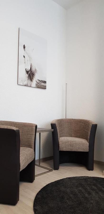 Hb 32 Metzingen Hotell Metzingen  Exteriör bild