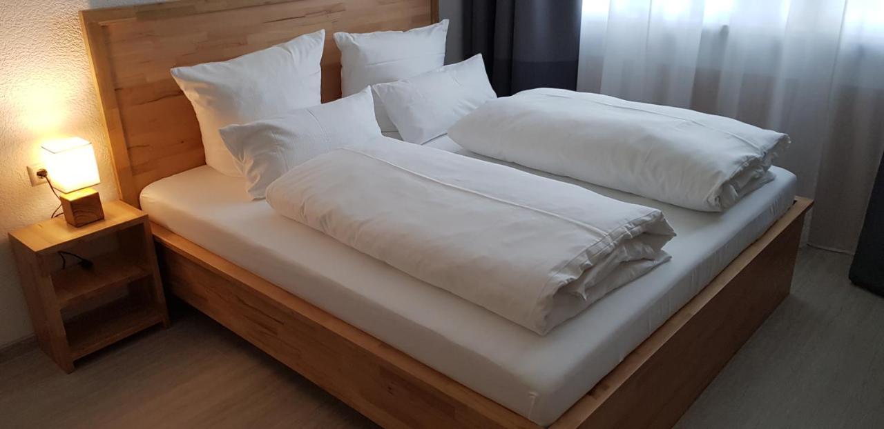 Hb 32 Metzingen Hotell Metzingen  Exteriör bild