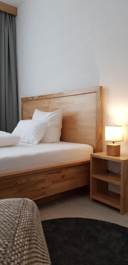 Hb 32 Metzingen Hotell Metzingen  Exteriör bild