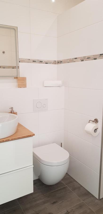 Hb 32 Metzingen Hotell Metzingen  Exteriör bild